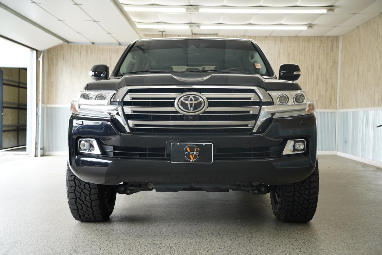 toyota land cruiser 2017 JTMCY7AJ9H4051894 image toyota land cruiser 2017 JTMCY7AJ9H4051894 image